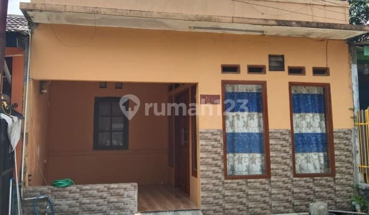 Di Jaul Rumah di Perumahan Bip Tajur Halang Kabupaten Bogor