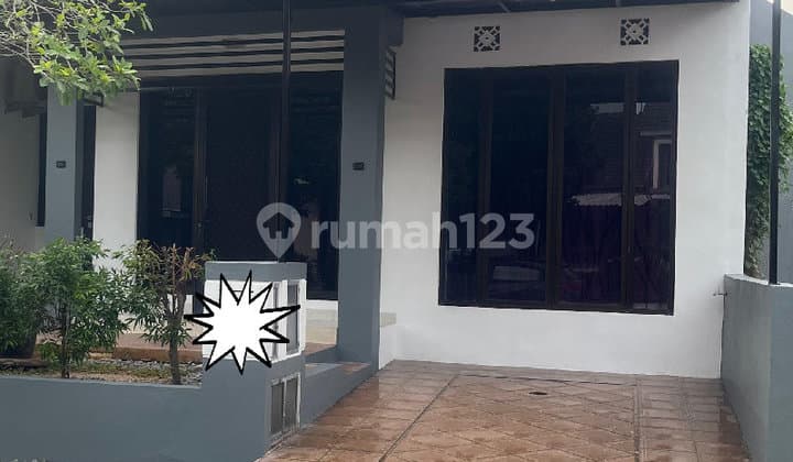 18141 House for Sale 120 sqm Strategic Facing Park Graha Bintaro