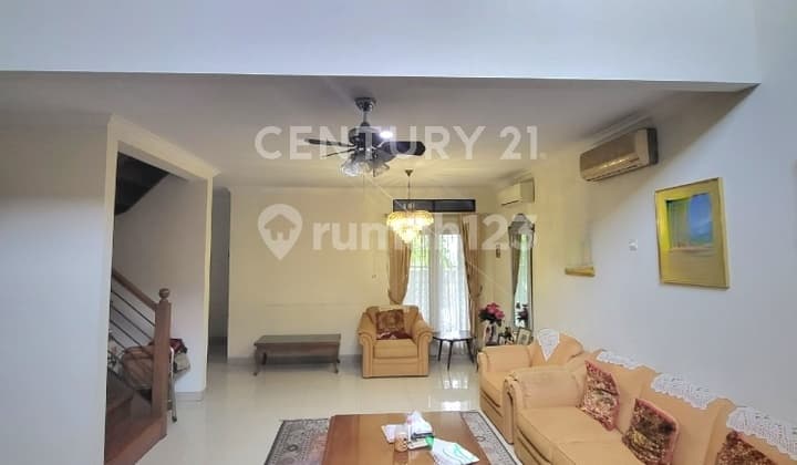 Quick Sale: Large and Affordable House with Land Measurement in Bintaro Sector 3