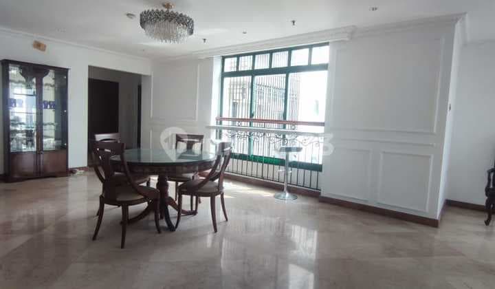 Graha Family Condominium 11th Floor