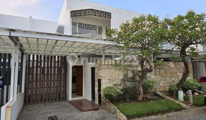 Rumah Forest Mansion, Ciamik Nego Tipis Bangunan 2 Lantai