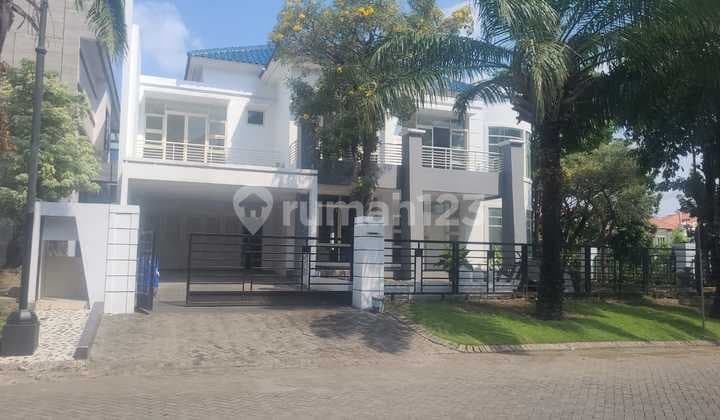 Rumah Dian Istana Park Avenue Luas Ciamik Row Jalan Lebar