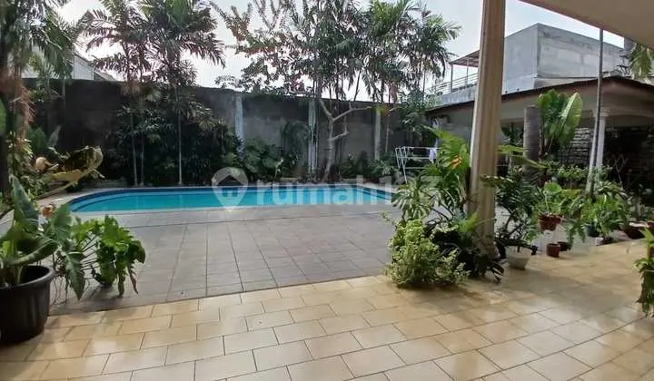 Sangat Murah Dijual Sampai Jadi Rumah Klasik Hadap Timur dengan Bentuk Ngantong + Swimming Pool Dekat Mrt.haji Nawi