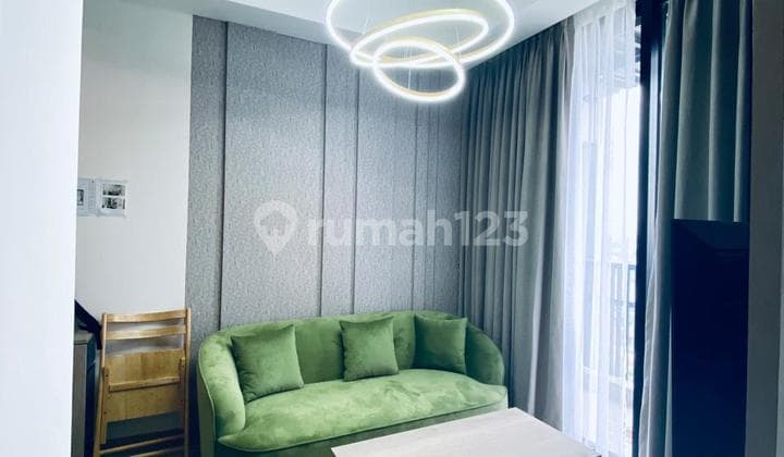 Disewakan Apartemen Cantik, Bagus dan Mewah 3BedRoom Brand New Siap Huni Fully Furnished di Lingkungan Nyaman di Fatmawaticitycenter