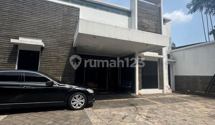 Rumah Kantor di Kebayoran Baru Jakarta Selatan