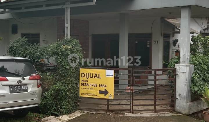 Dijual Rumah Dengan Luas Tanah 189 M2 di Jatisari Bekasi. Jual Cepat Hitung Tanah Saja.
