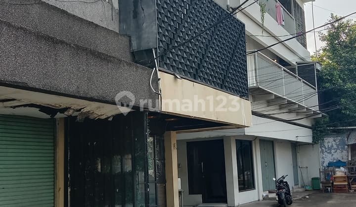 Disewa Ruko 3 Lantai di Panglima Polim Raya