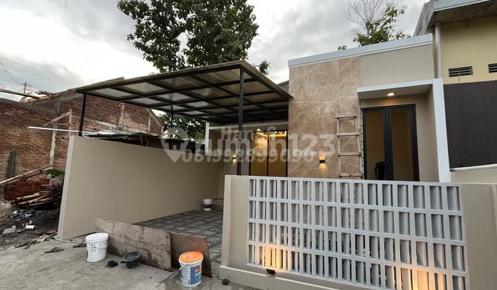 Rumah Cantik Minimalis Timur Rs Atturots