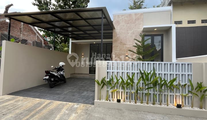 Rumah Cantik Minimalis Timur Rs Atturot Utara Pasar Godean