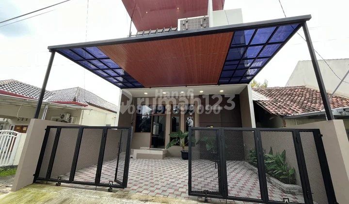 Rumah Mewah Jogja Dijual Dekat Pakuwon Mall Semi Furnish