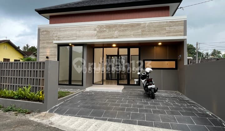 Rumah Jogja Dijual Dekat dengan Klinik Widuri