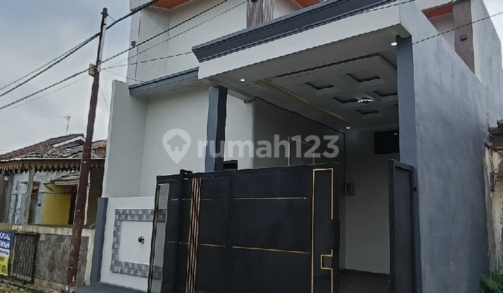 Rumah Modern Minimalis Citra Indah City Cilengsi
