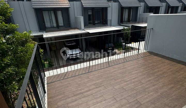 Rumah 3 Lantai Siap Huni di Cluster Wisteria Metland, Cakung, Jakarta Timur