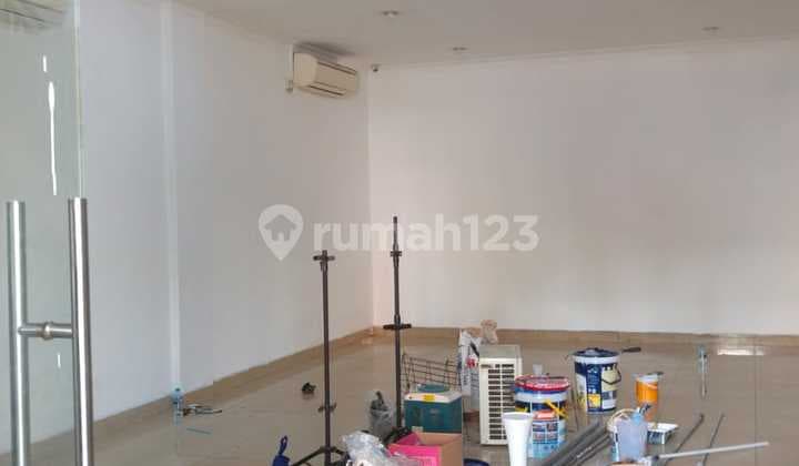 2.5 Storey Shop House in Taman Cemara, Harapan Indah - Strategic Location on Grand Boulevard