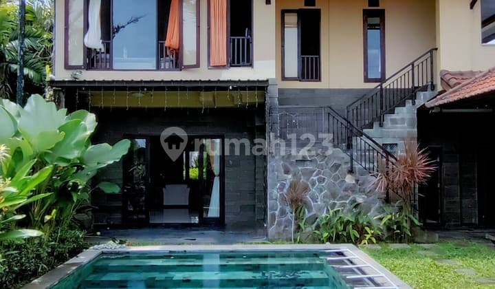 SPACIOUS THREE BEDROOM VILLA IN DENPASAR NEAR SANUR & RENON