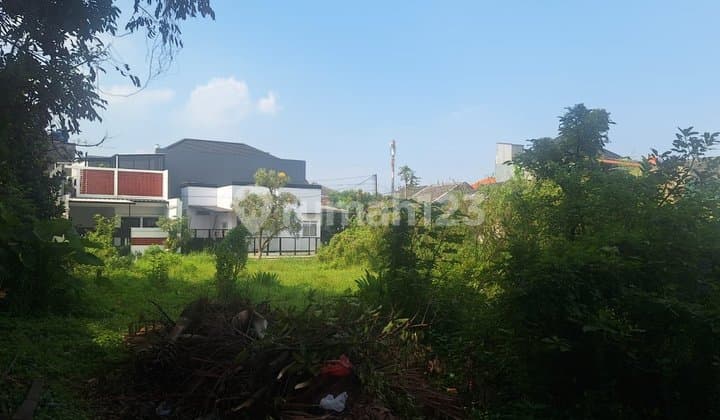 Kavling Nuansa Mas Cipamokolan Bentuk Kotak