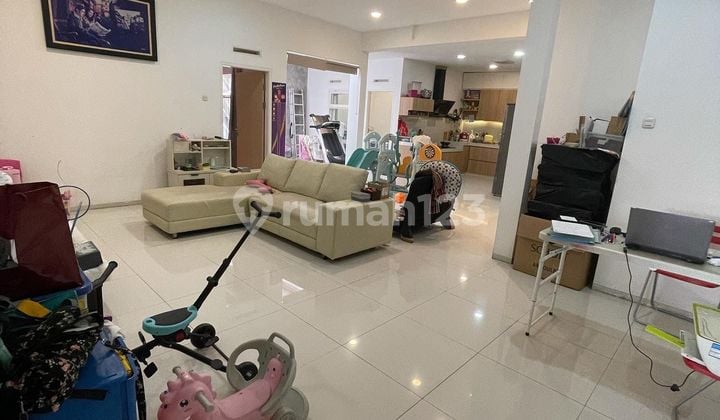 Rumah 1.5 Lantai Sayap Pajajaran Cihampelas Bagus Siap Huni
