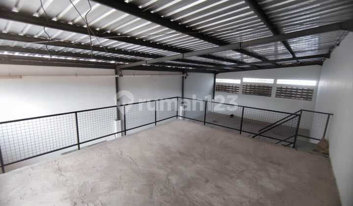 Gudang Gandeng di Harapan Indah Bekasi Disewa Minimal 2Tahun