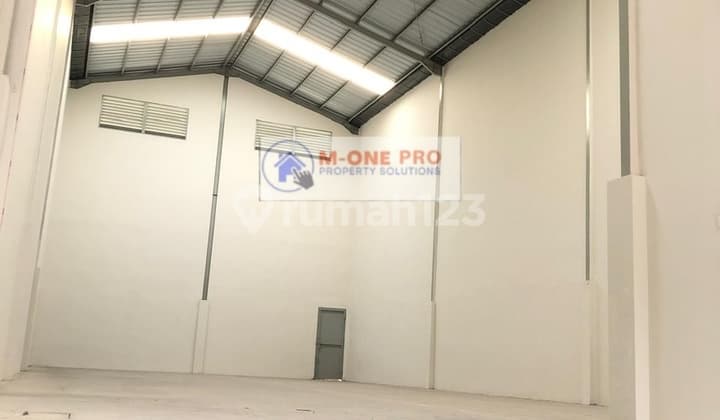 Disewakan Gudang 3In1 300 Mtr Ada Office di Daan Mogot