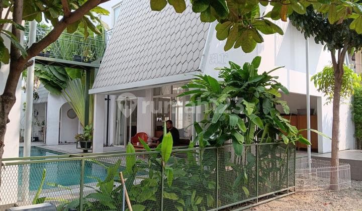 Exclusive Comfortable Home in Pejaten South Jakarta