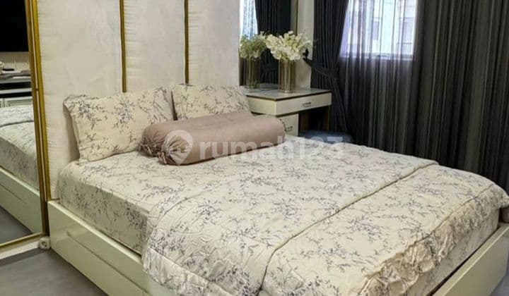 Dijual Studio Signature Park Grande Furnished Best View Swimming Pool