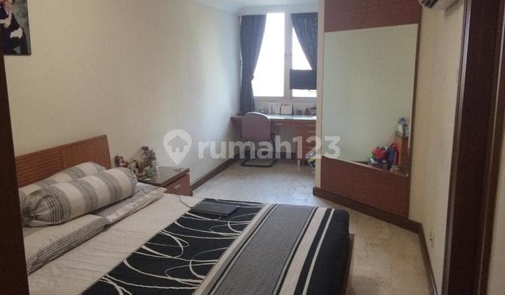 Dijual 1BR Puri Imperium Furnished Best View Pool