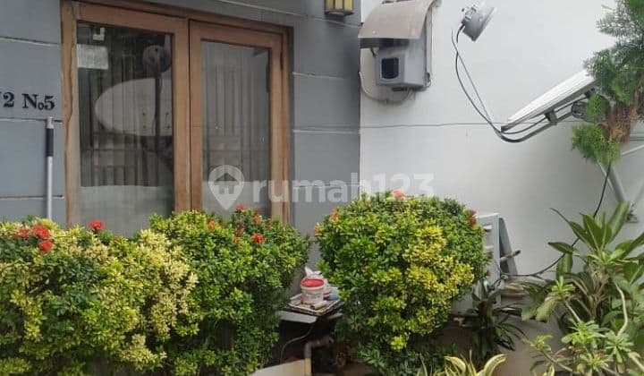 Rumah 2 Lantai Lebih Siap Huni Di Kelapa Cengkir Barat