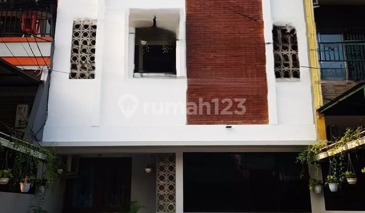 Rumah Di Lilin 2 1/4 Lantai Siap Huni Bagus Harga Terjangkau