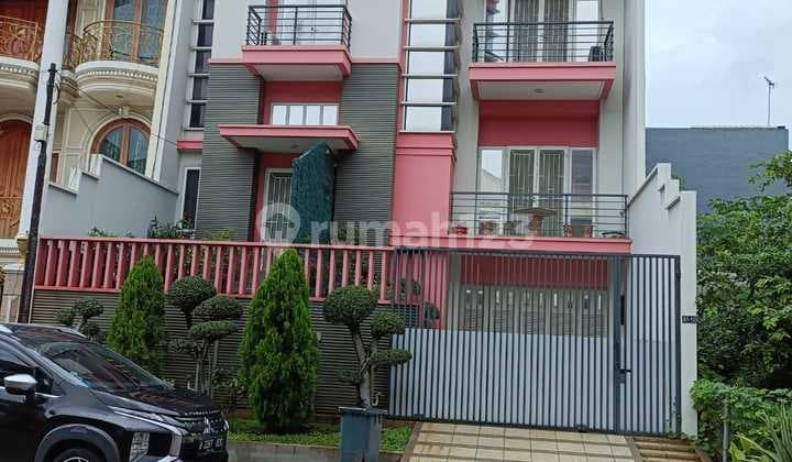 Rumah 3 Lantai di Villa Gading Permata Kelapa Gading Siap Huni
