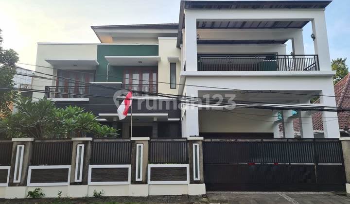 Rumah 2 Lantai Di Menteng Jakarta Pusat Siap Huni Bagus Dan Rapih