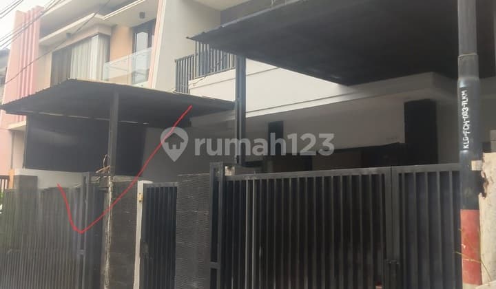 Rumah 2 Lantai Di Gading Elok Barat Kelapa Gading Siap Huni
