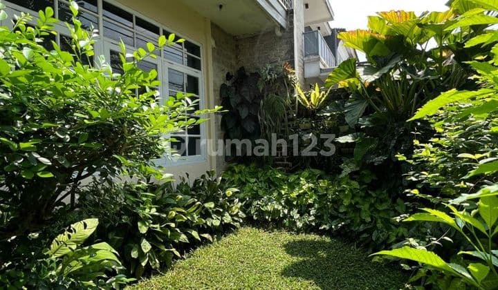 Rumah di Jalan Lembah Cinere 2 Lantai SHM Semi Furnish Hadap Timur dekat Jalan Toll, RS, Supermarket, SPBU, Sekolah & Mall