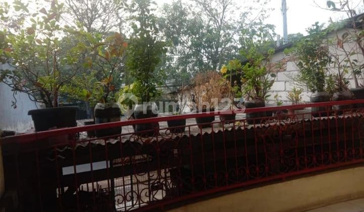 Rumah di Bekasi Timur Raya, Jatinegara Kaum Pulo Gadung, Jakarta Timur 3 Lantai SHM bebas banjir lokasi strategis Cocok untuk Usaha #frelly