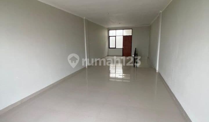 Ruko 2 Gandeng di Marunda Centre Tarumajaya Bekasi luas 112 m HGB bagus rapi terawat hadap jalan raya 4 lantai setiap lantai ada kamar mandi #jonnigphi