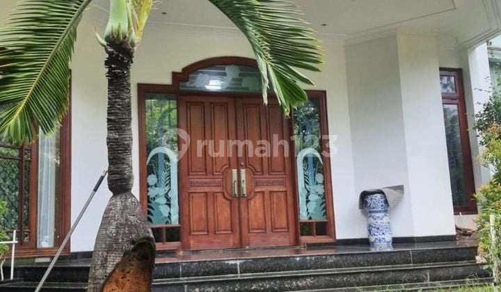 Rumah Mewah Siap Huni di Cluster Kintamani Bukit Gading Villa Kelapa Gading Jakarta Utara 2 Lantai SHM hadao Timur Semi Furnished Lokasi sangat strategis dekat Mall RS Gerbang Tol Bebas Banjir #wingpkg