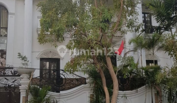 Dijual Rumah Siap Huni, Dibawah NJOP, Sangat Terawat, 6 Carport, Kolam Renang, Gazebo, Lokasi Strategis, Dekat Itc Cempaka Mas, Pusat Bisnis, Rs Mitra Kemayoran, Sekolah, Apartment Maple Park, Hotel, Akses Toll, #Jimmylin