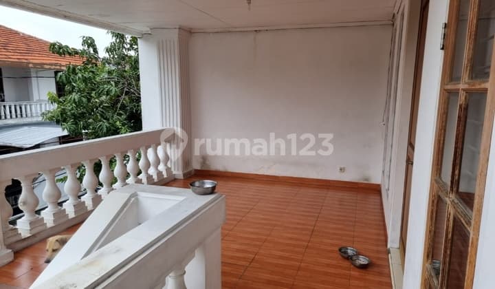 Dijual Rumah Siap Huni, Rapi, Bersih, Unfurnished, Shm, 2 Lantai, Hadap Timur Laut, Lokasi Strategis, Bebas Banjir, Ada Ruang Usaha, #own.lny