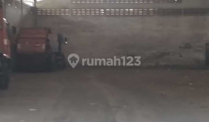Disewakan Gudang Siap Produksi di Jln Utama Narogong Bekasi