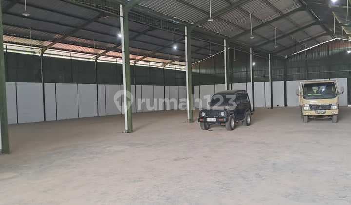 Disewakangudang Baru Berlokasi di Pinggir Jalan Raya Cileungsi