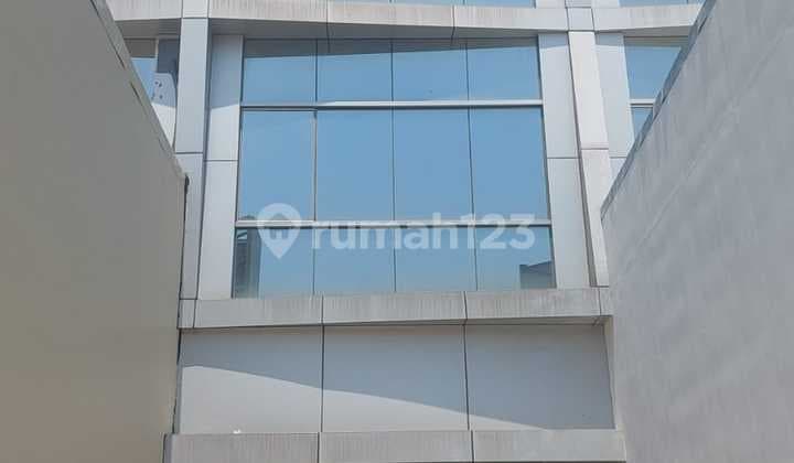 For Rent: 4-Story Shop House Ready for Use in Pantai Indah Kapuk