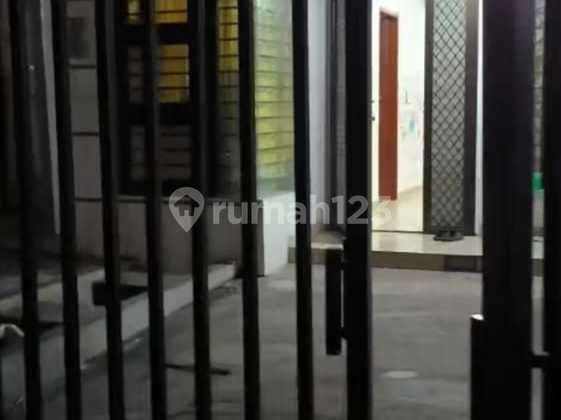 Disewakan Rumah di Kelapa Gading Siap Huni Ff