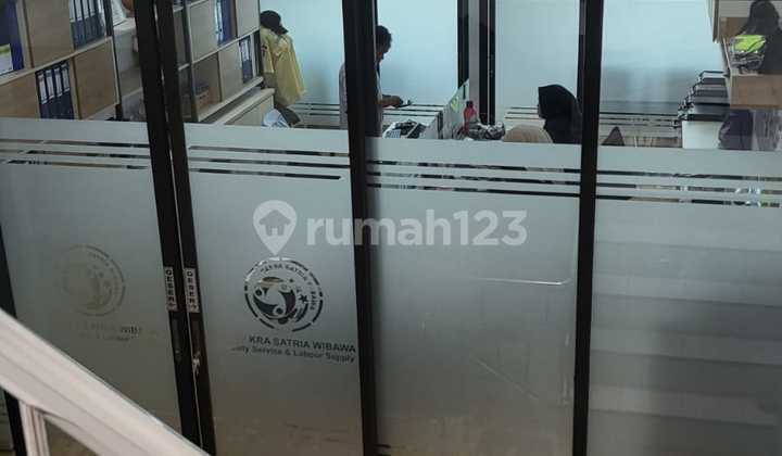 Dijual Ruko 3.5 Lantai di Jatiwaringin Raya Jakarta Timur
