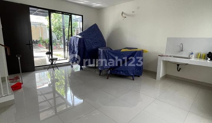 Lokasi Strategis Rumah 2 Lt di Jakarta Garden City Jakarta Timur