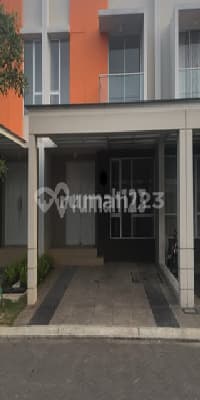 Owner! 2-story house in Sedayu City, Kelapa Gading, North Jakarta.