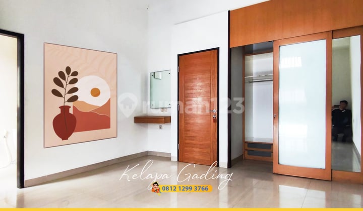 Rumah Cantik 2 Lantai Jalan Besar Janur Kelapa Gading