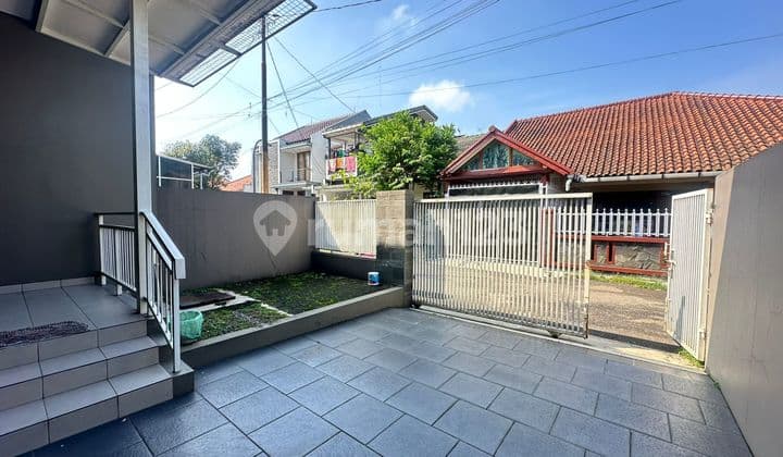For Rent | Well-Maintained Minimalist Modern Twin House | Ready to Move In