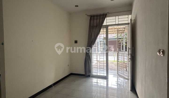 Di Jual Rumah Minimalis Modern Dalam Cluster Taman Kopo Indah 5