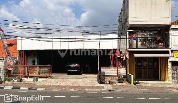For Sale: Workshop Building in Pramuka, East Jakarta