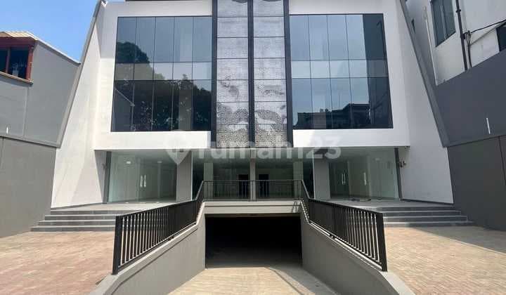 For Sale: Multipurpose Building on Raden