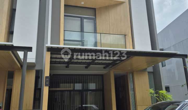 Di Jual Cepat Rumah Semi Furnished di Dalam Cluater Tanakayu